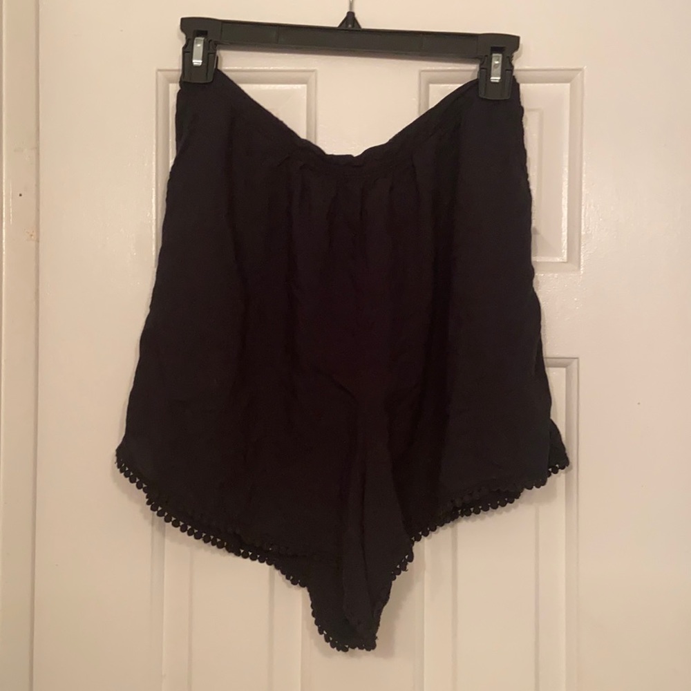 Abercrombie & Fitch Soft and flowy shorts
